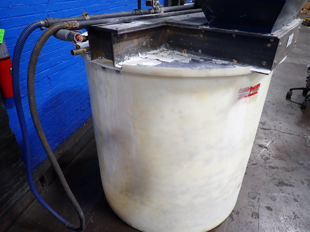 Chem Tainer 560 Gallons Plastic Tank