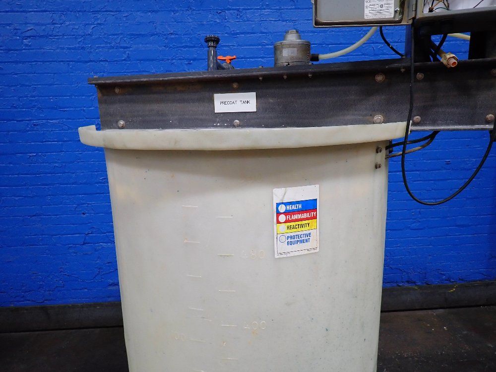 200 Gallons Plastic Tank