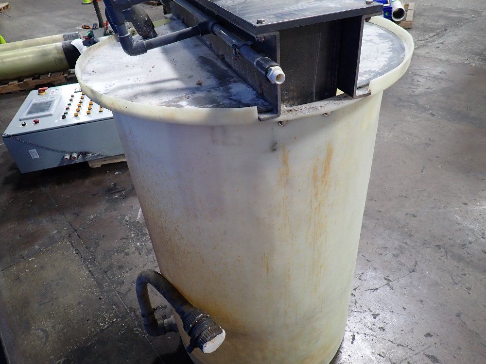 200 Gallons Plastic Tank