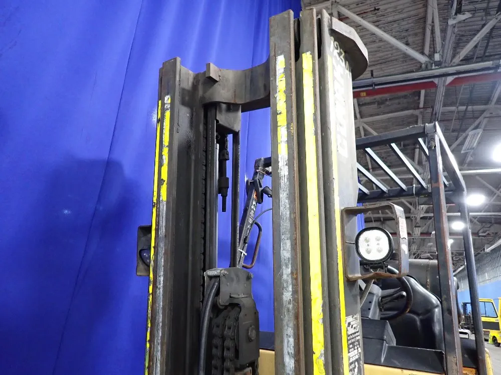 Clark 6000 Lbs Propane Forklift - Cgc30