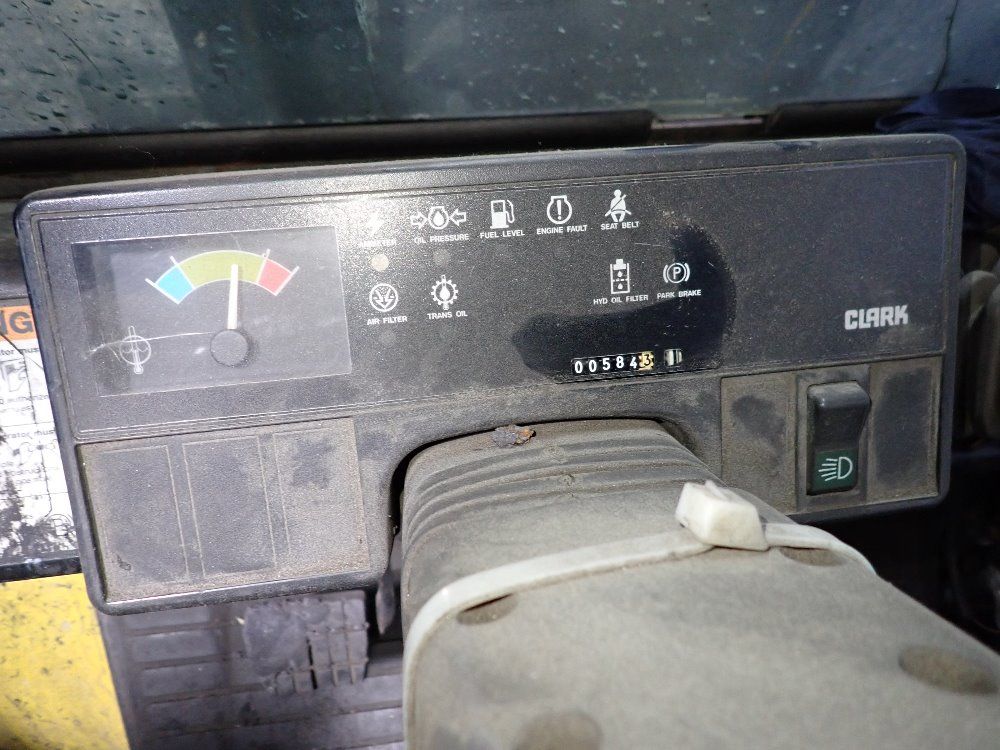 Clark 4950 Lbs Propane Forklift - Cgp 30