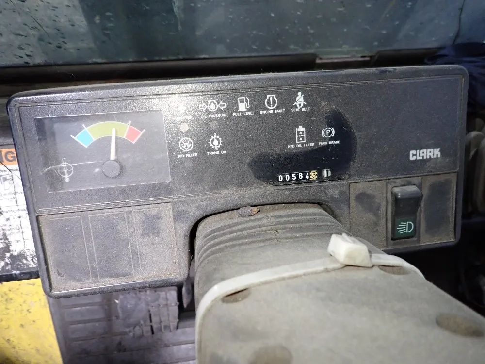 Clark 4950 Lbs Propane Forklift - Cgp 30