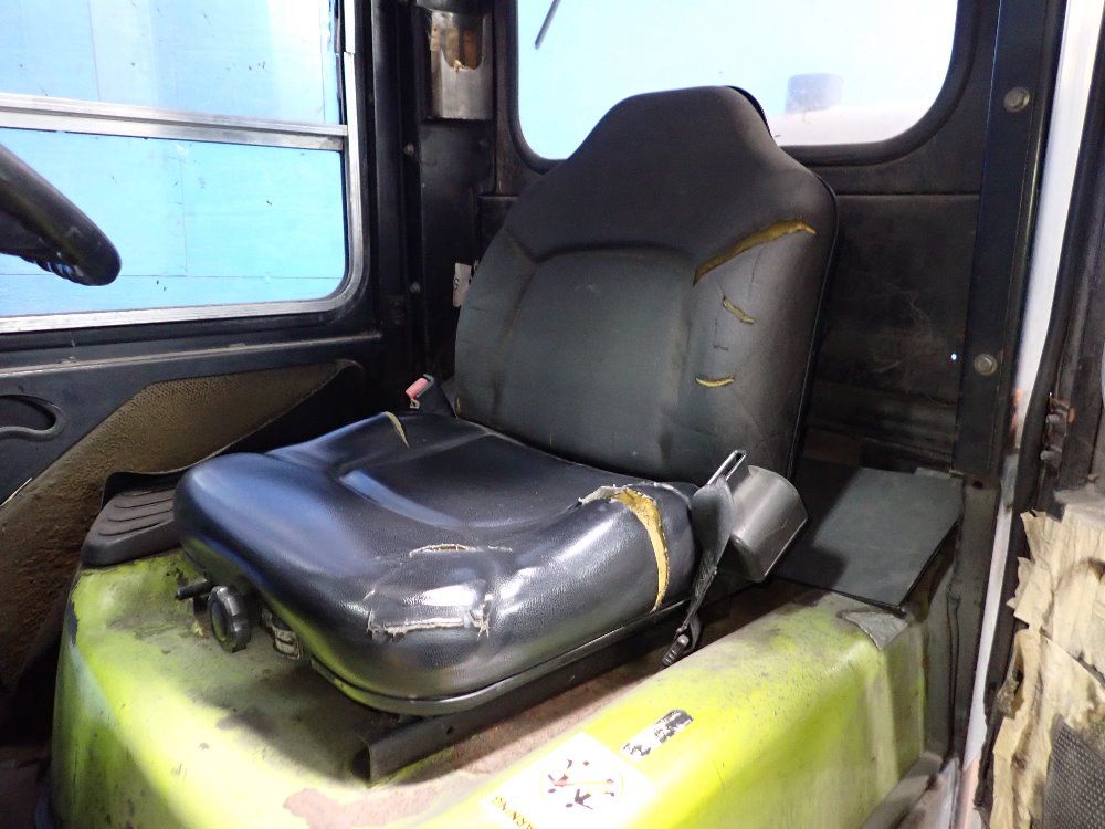 Clark 4950 Lbs Propane Forklift - Cgp 30