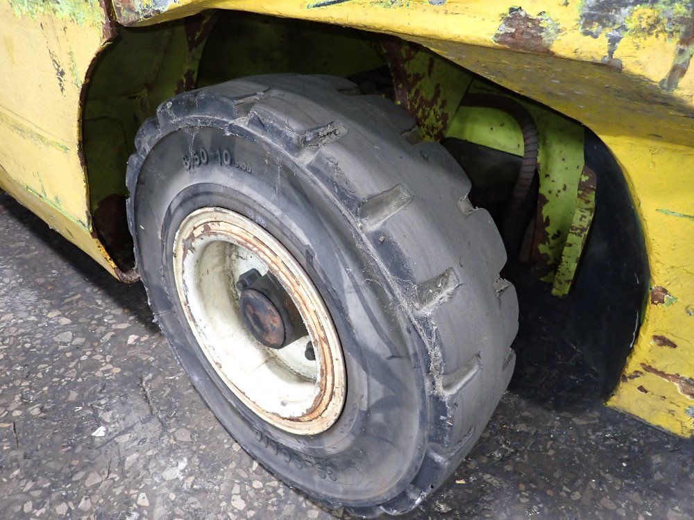 Clark 4950 Lbs Propane Forklift - Cgp 30