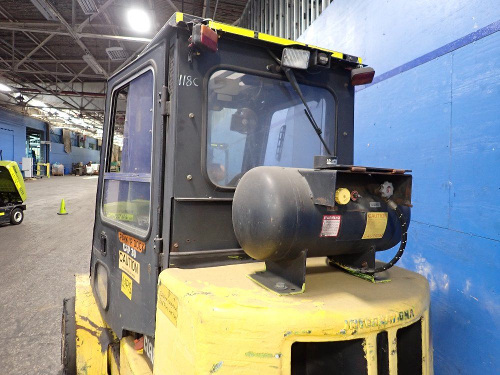 Clark 4950 Lbs Propane Forklift - Cgp 30