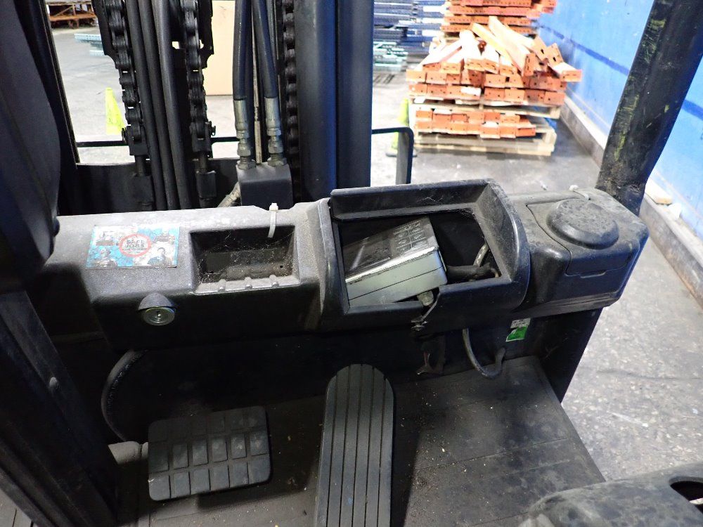 Clark 4800 Lbs Electric Forklift - Gex30