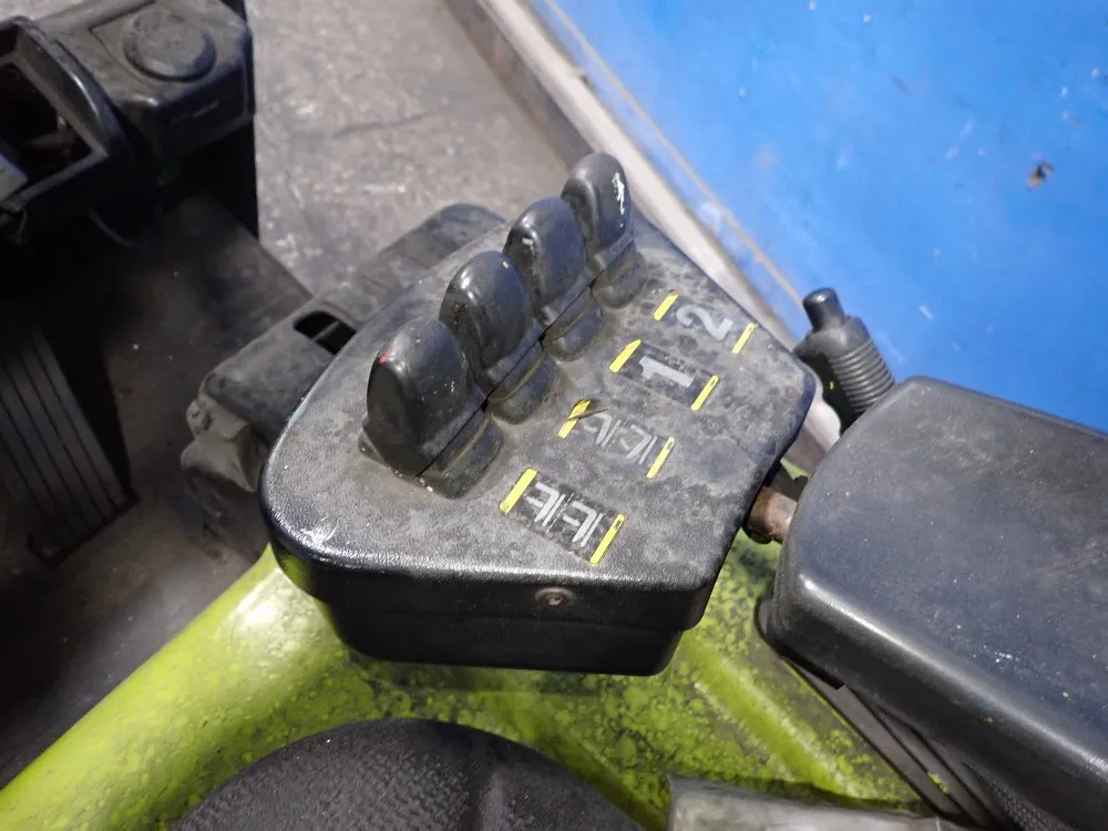 Clark 4800 Lbs Electric Forklift - Gex30