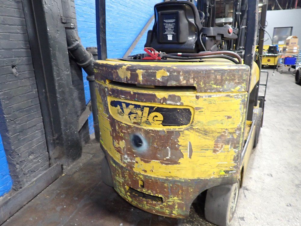 Yale 7150 Lbs Electric Forklift - Erc080vhn48te088