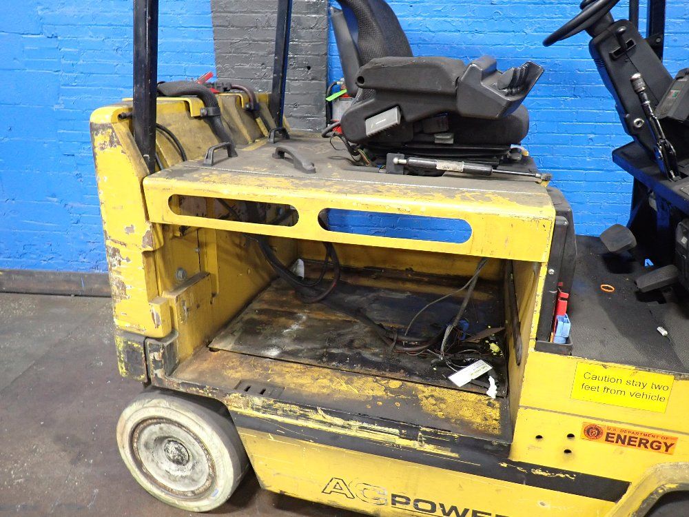 Yale 7150 Lbs Electric Forklift - Erc080hhn48te088