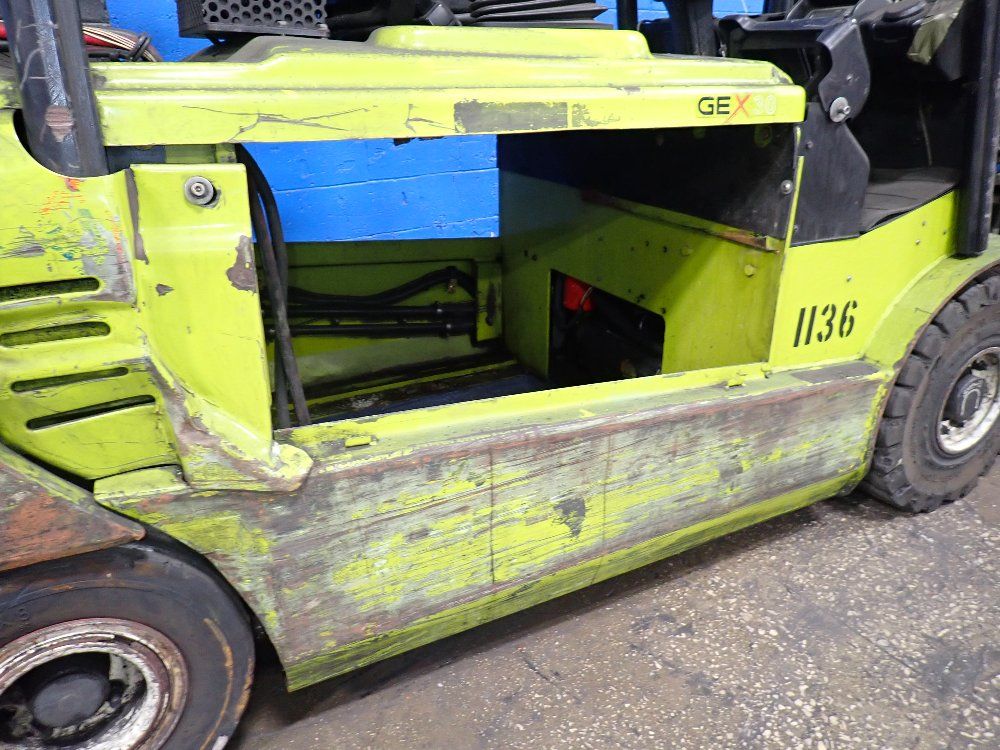 Clark 4800 Lbs Electric Forklift - Gex30