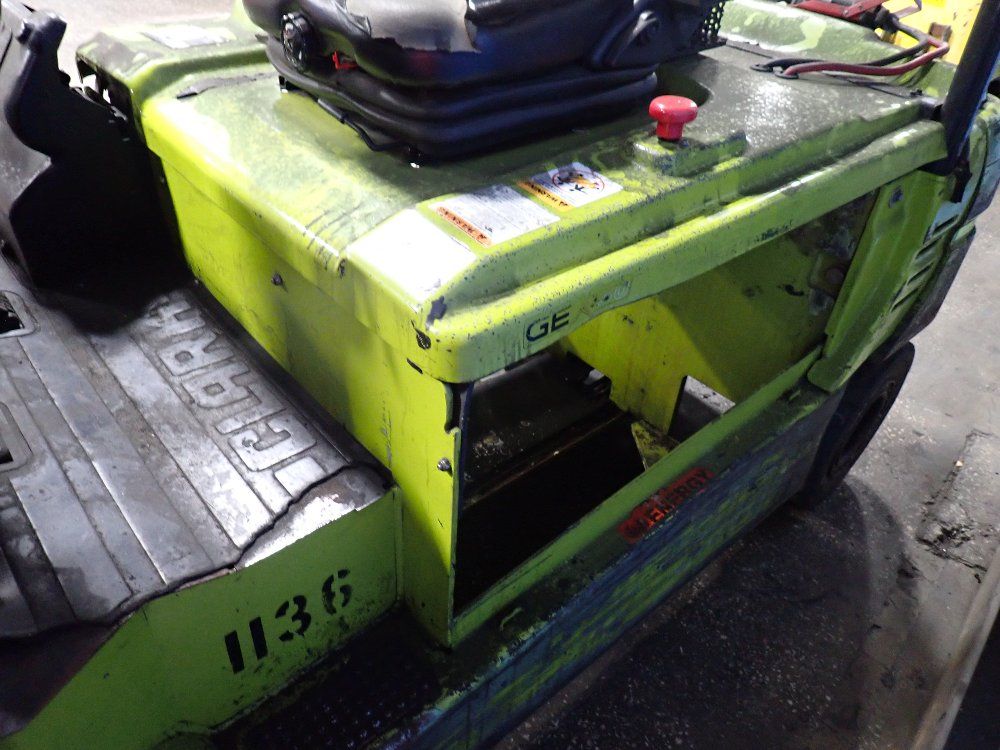 Clark 4800 Lbs Electric Forklift - Gex30