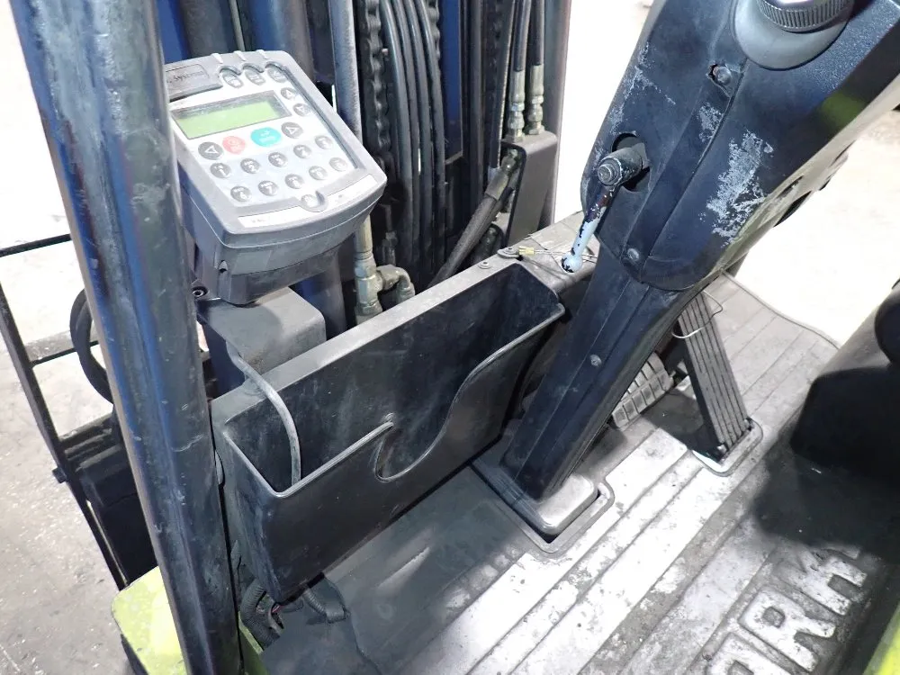 Clark 4800 Lbs Electric Forklift - Gex30