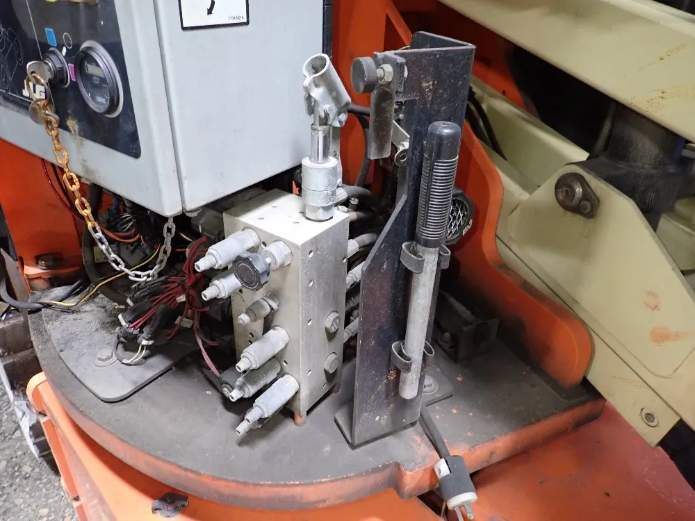 Jlg 500 Lbs Boom Lift - E300ajp