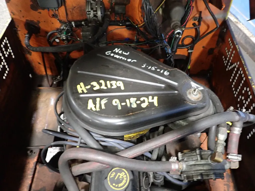 Pettibone Industrial Tractor - 460d-1b