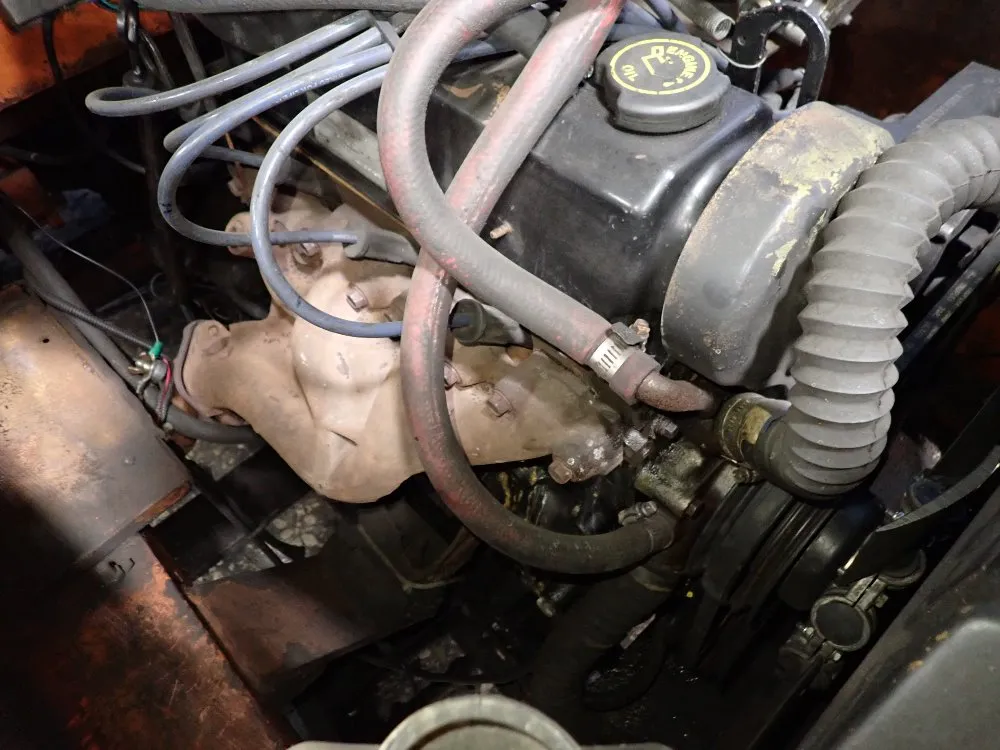 Pettibone Industrial Tractor - 460d-1b