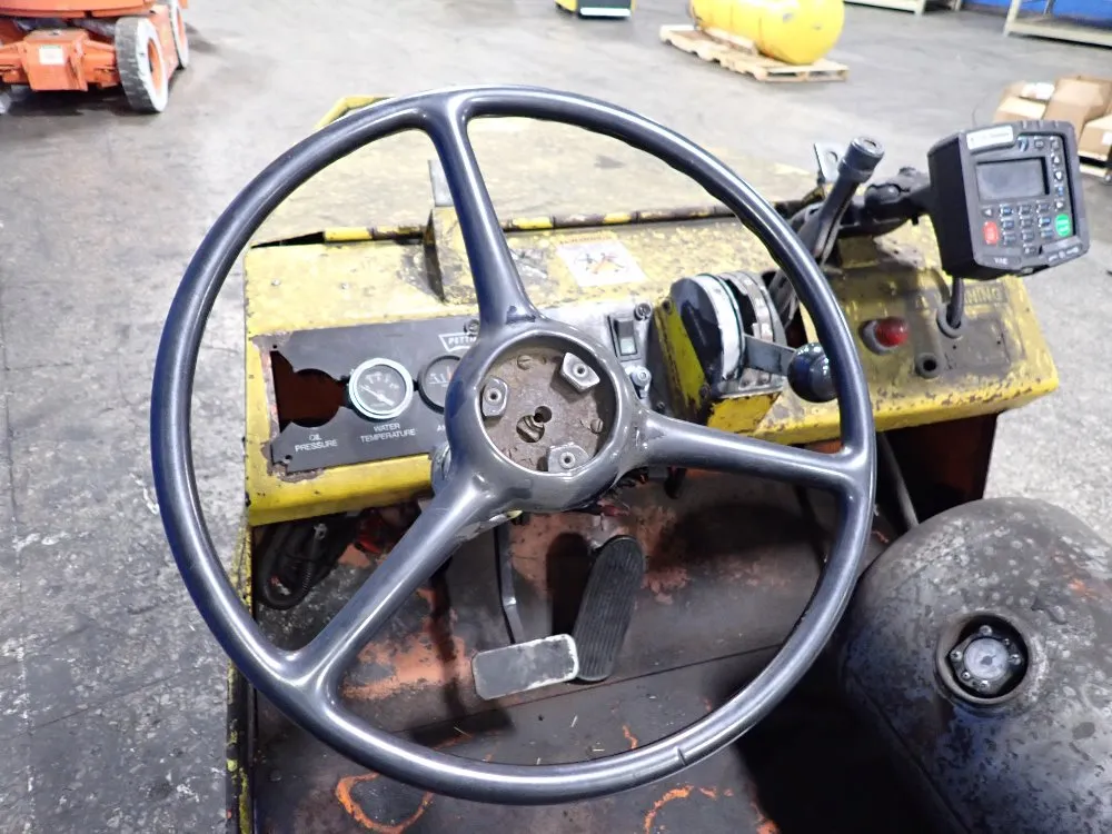 Pettibone Industrial Tractor - 460d-1b