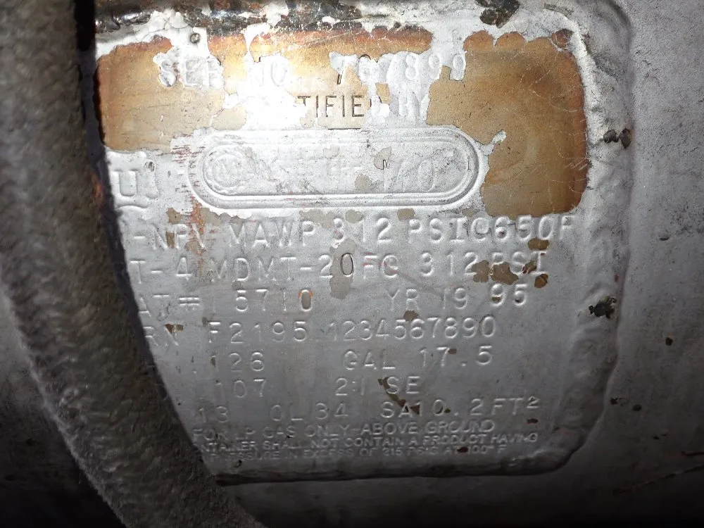 Pettibone Industrial Tractor - 460d-1b