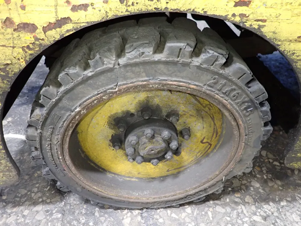 Pettibone Industrial Tractor - 460d-1b