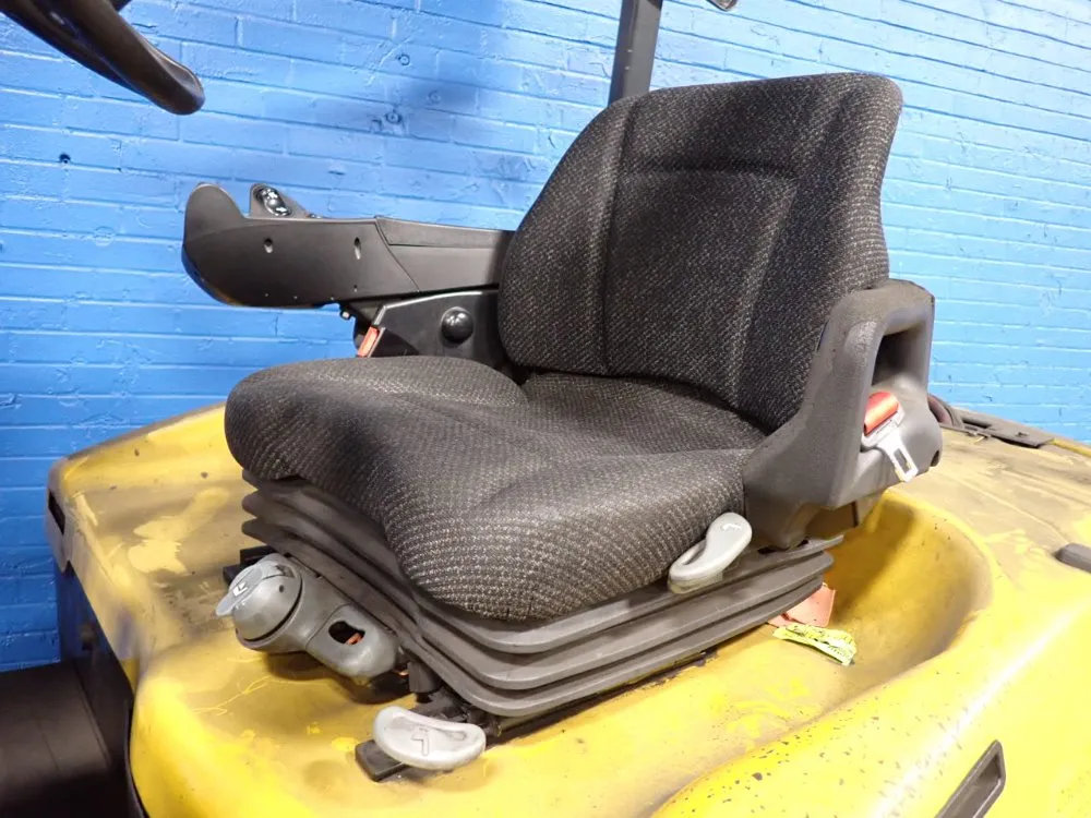 Yale 7250 Lbs Electric Forklift - Erc080vhn48te088