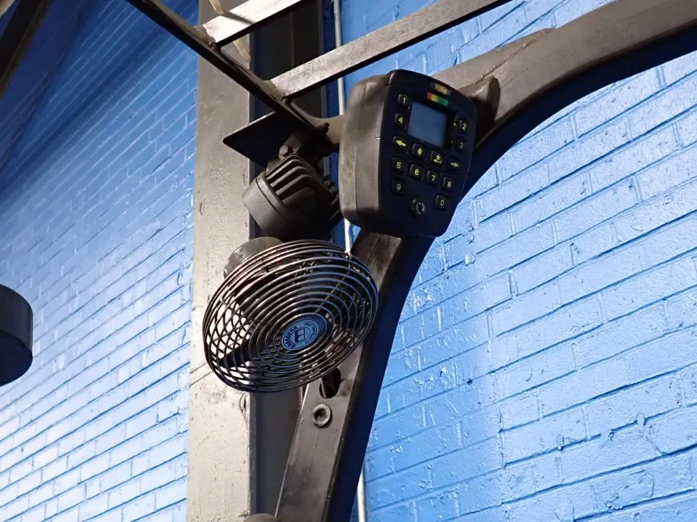 Yale 7250 Lbs Electric Forklift - Erc080vhn48te088