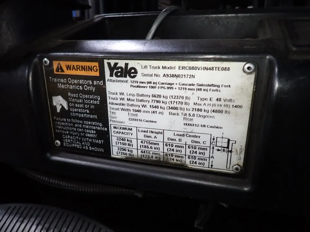 Yale 7250 Lbs Electric Forklift - Erc080vhn48te088