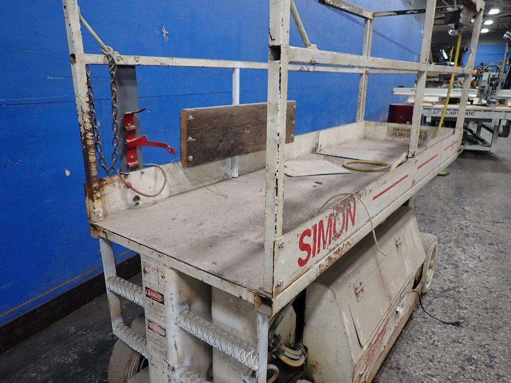 Simon Scissor Lift