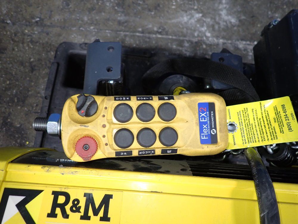 R&m 1/2 Ton Chain Hoist