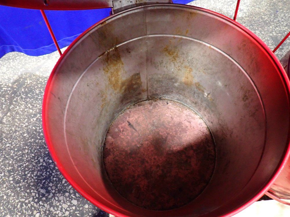 Justrite 18" X 15", 24" X 19" Waste Can