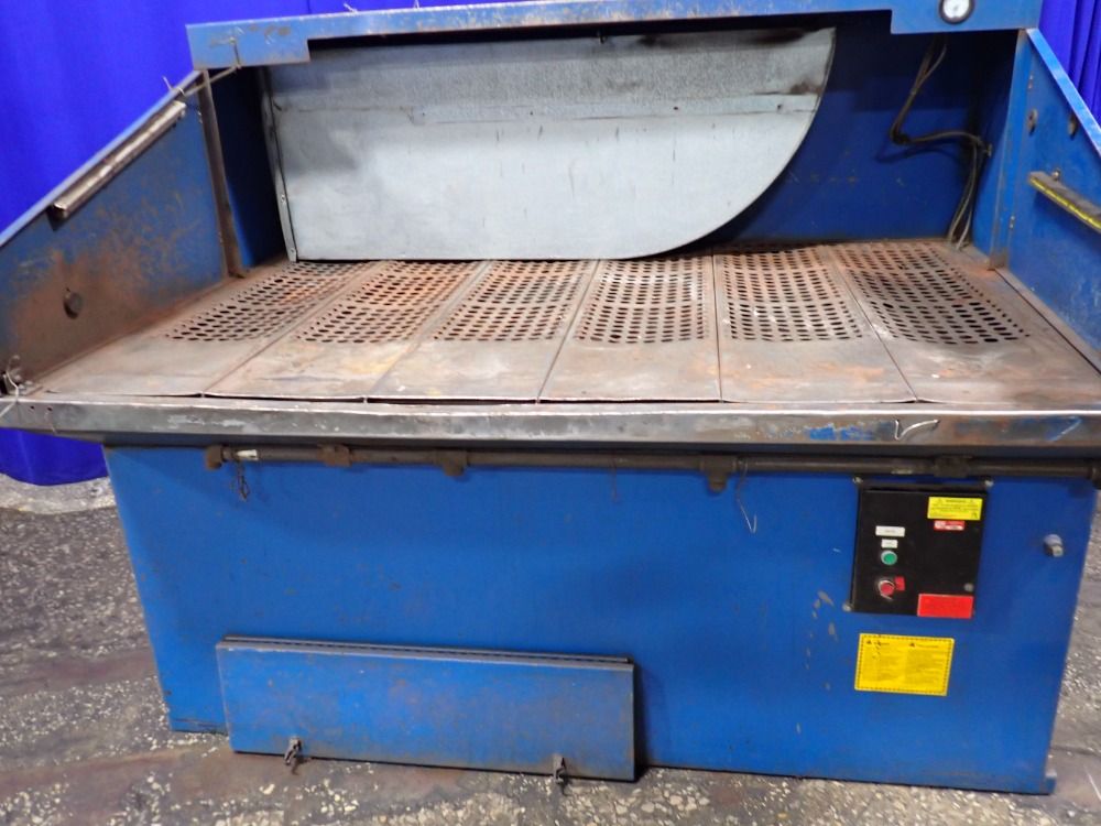 Donaldson Torit 72" X 48" Downdraft Table