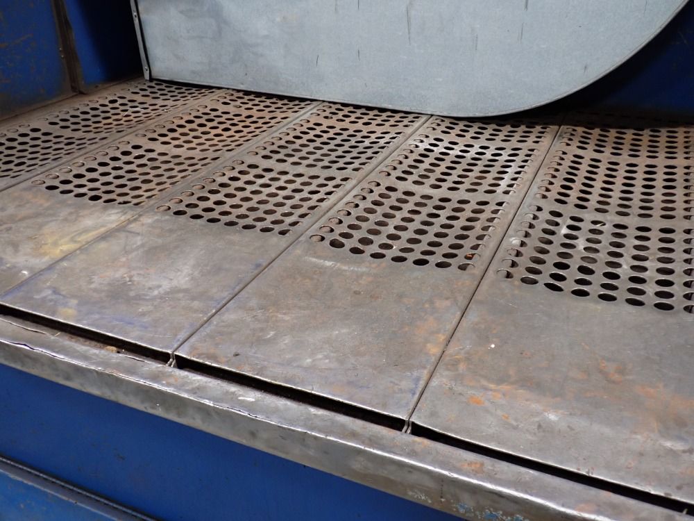 Donaldson Torit 72" X 48" Downdraft Table