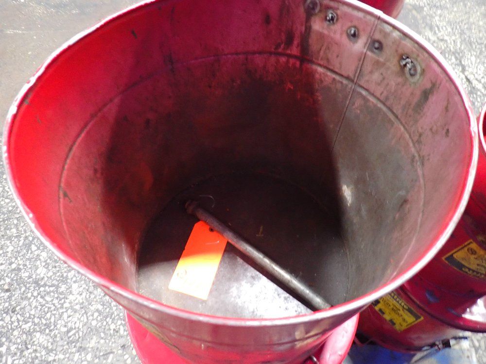 Justrite 21 Gal, 6 Gal Waste Cans