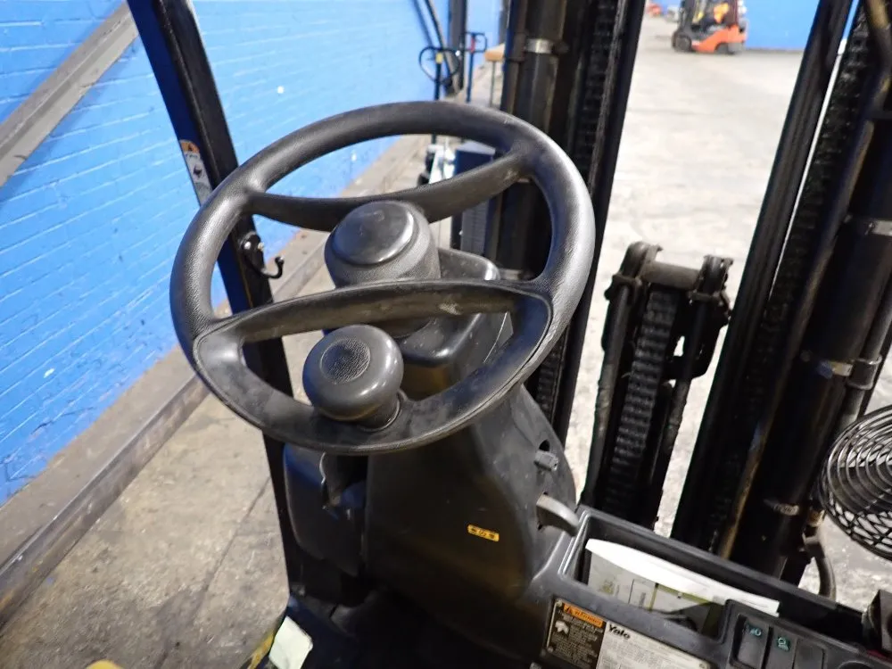 Yale 2900 Lbs Electric Forklift - Erp030vtn48te082