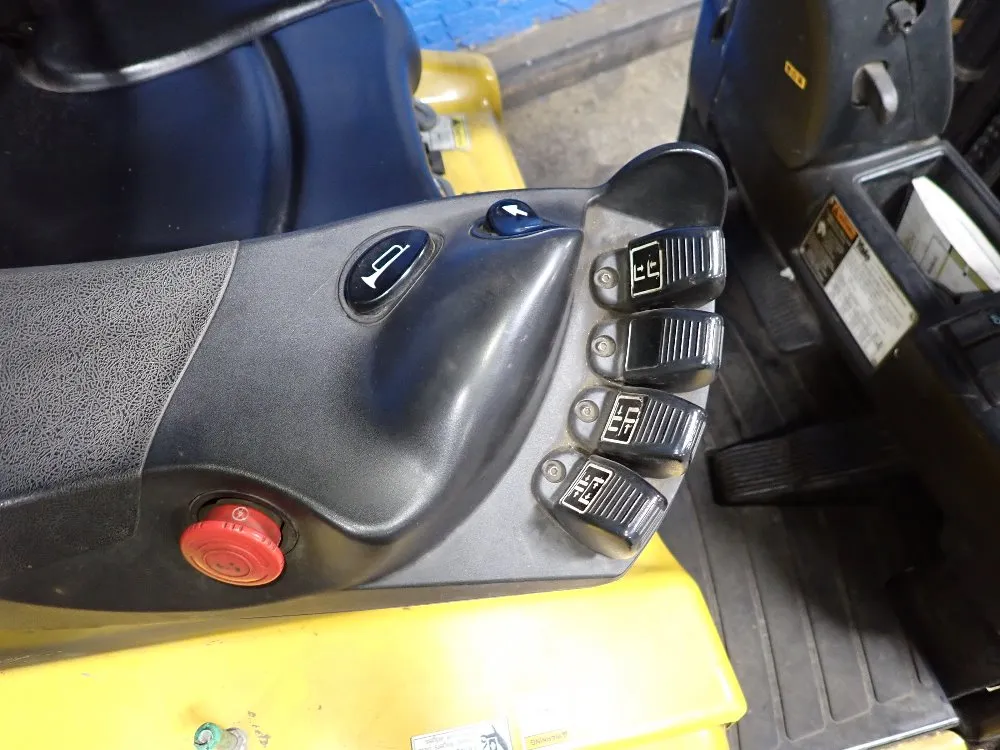 Yale 2900 Lbs Electric Forklift - Erp030vtn48te082