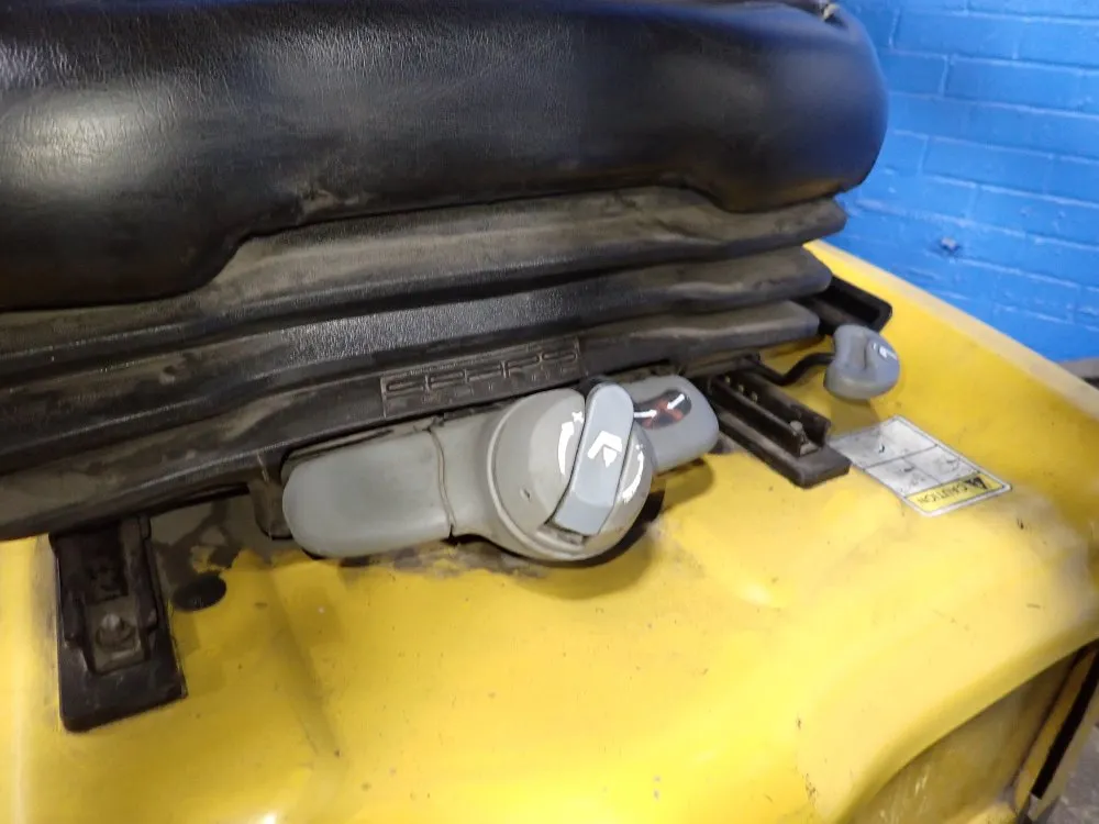 Yale 2900 Lbs Electric Forklift - Erp030vtn48te082