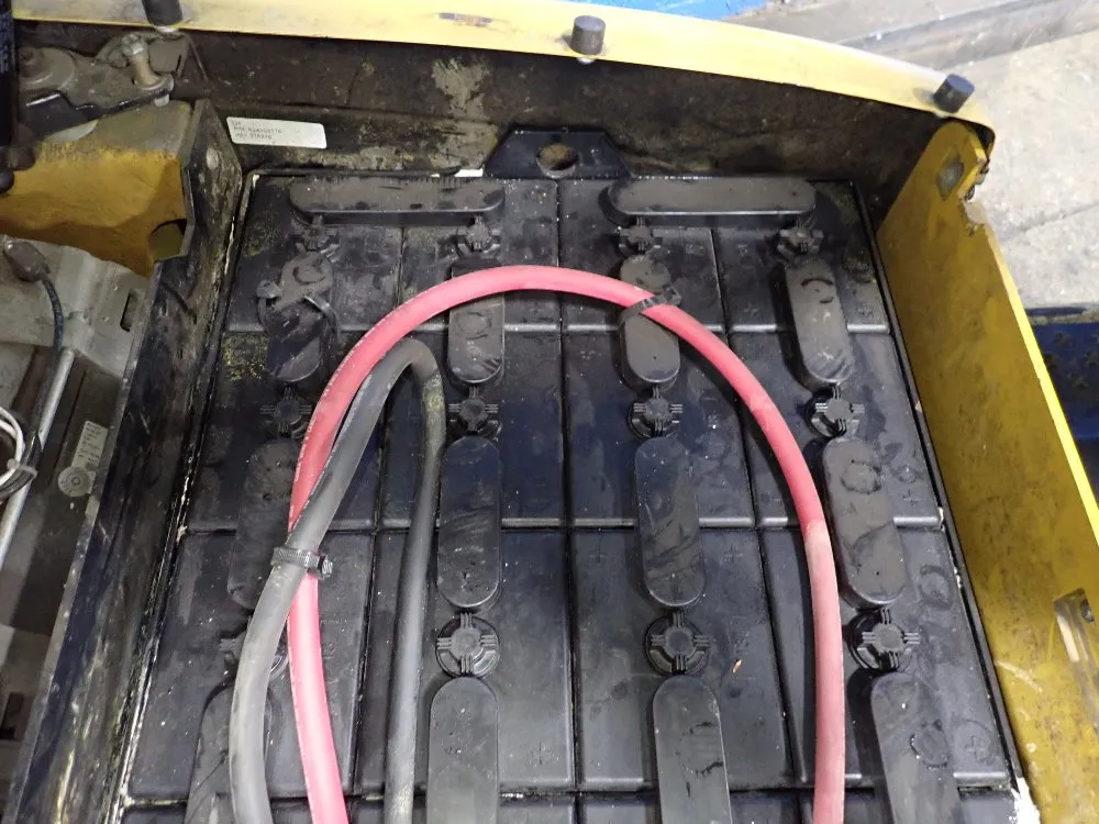 Yale 2900 Lbs Electric Forklift - Erp030vtn48te082