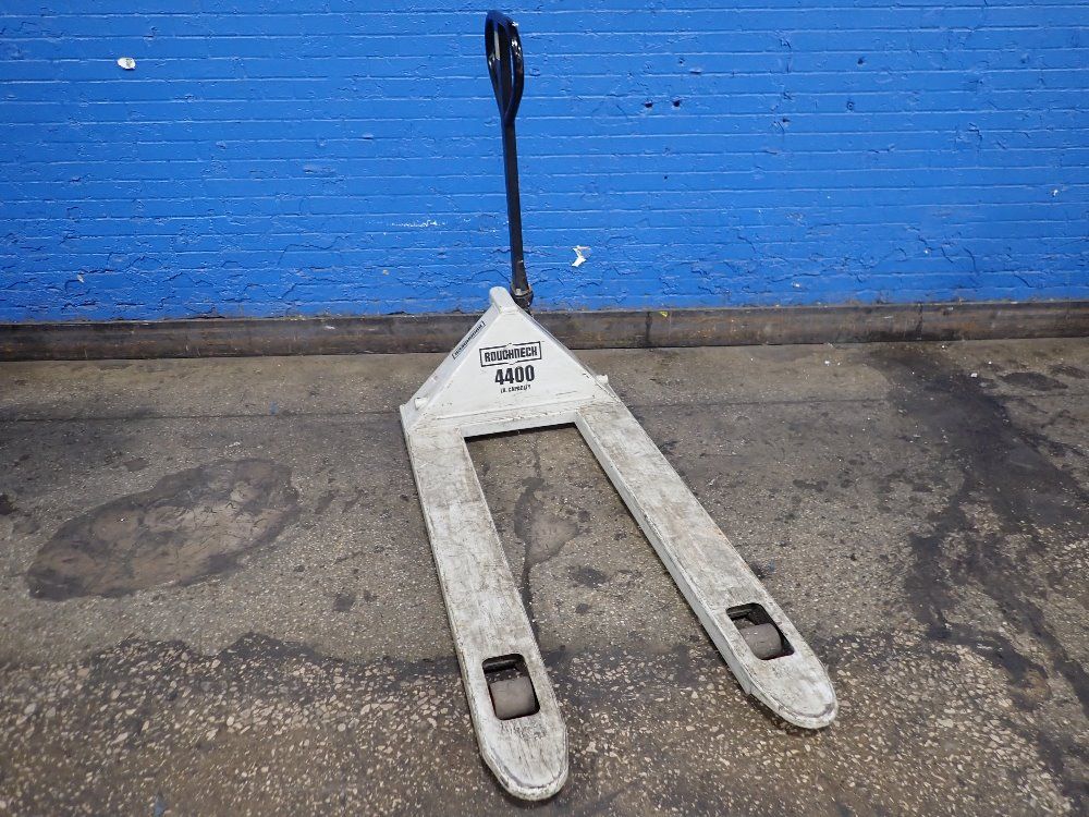 Roughneck Pallet Jack