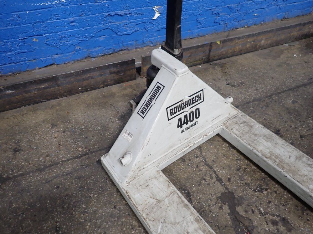 Roughneck Pallet Jack
