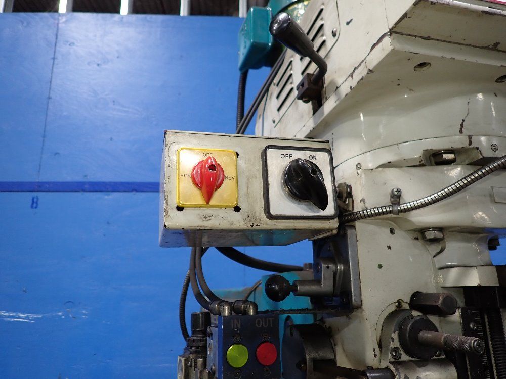 Clausing Vertical Mill