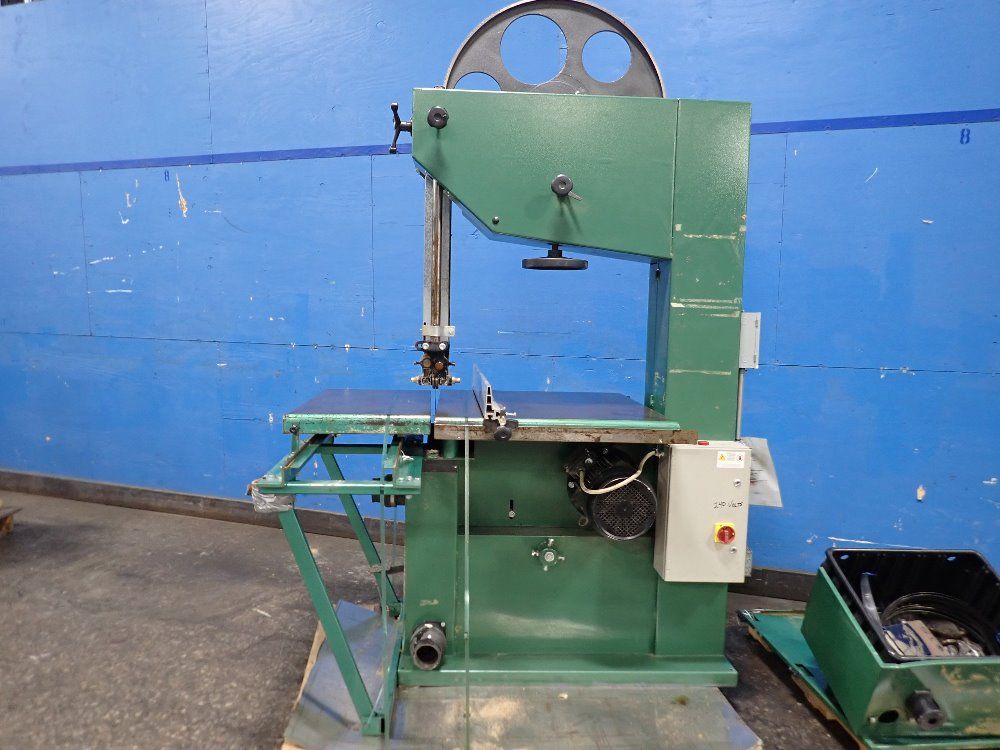 Primo 35 1/2" Vertical Band Saw - 36rt