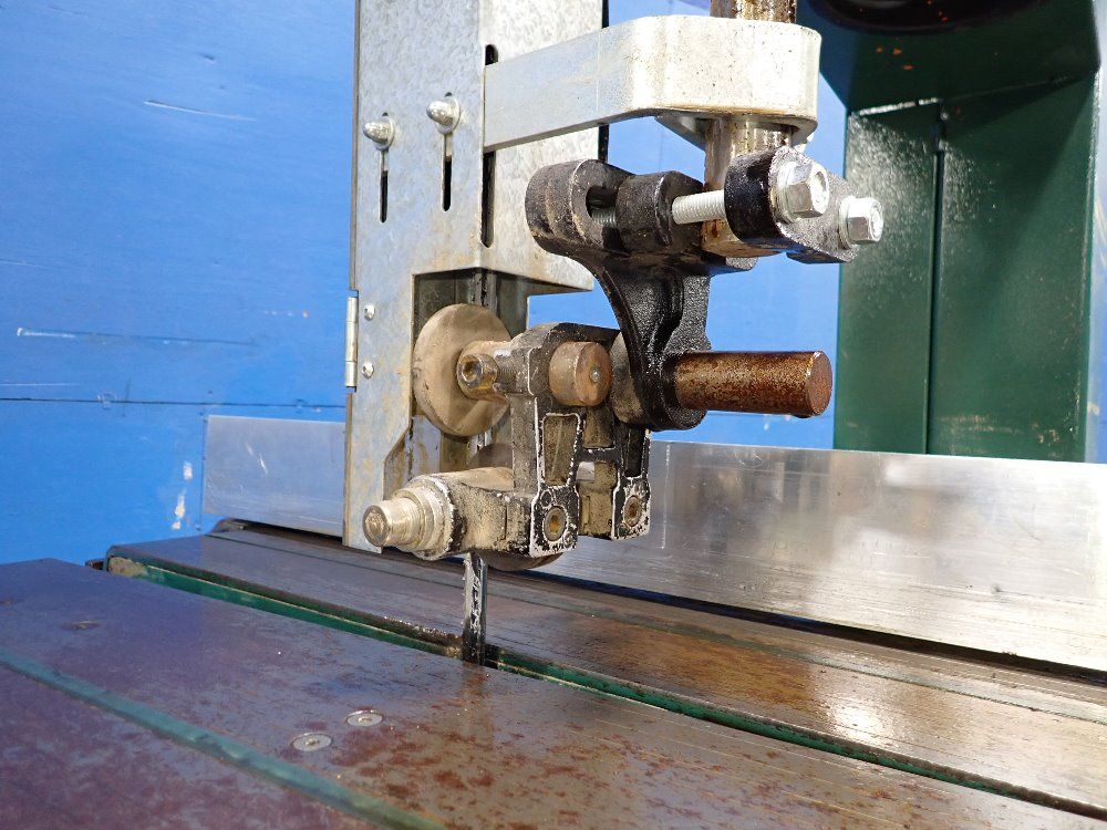 Primo 35 1/2" Vertical Band Saw - 36rt