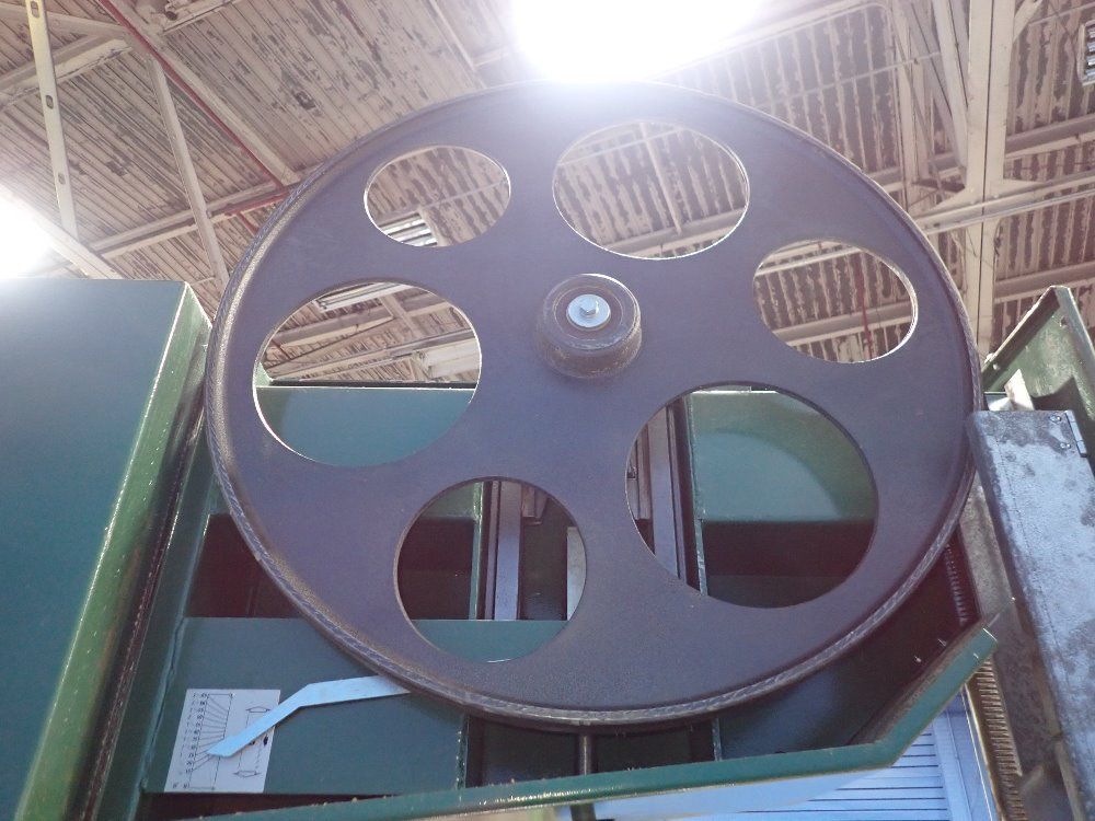 Primo 35 1/2" Vertical Band Saw - 36rt