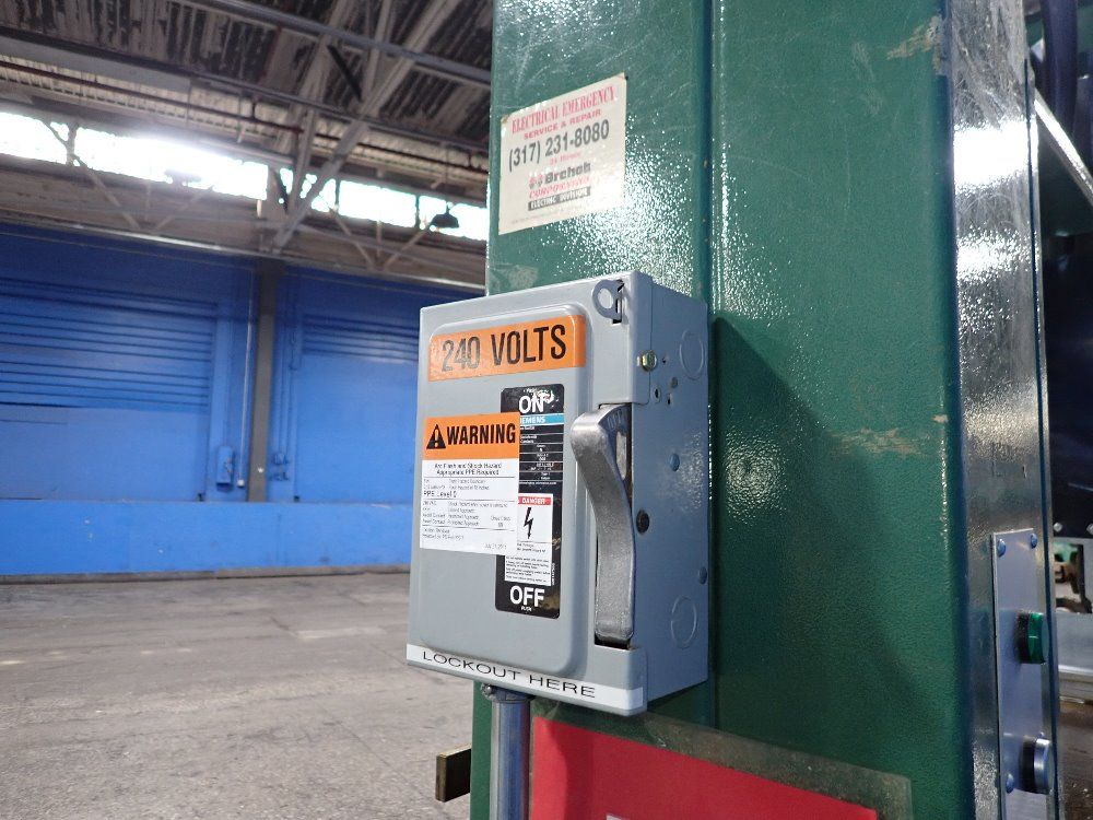 Primo 35 1/2" Vertical Band Saw - 36rt