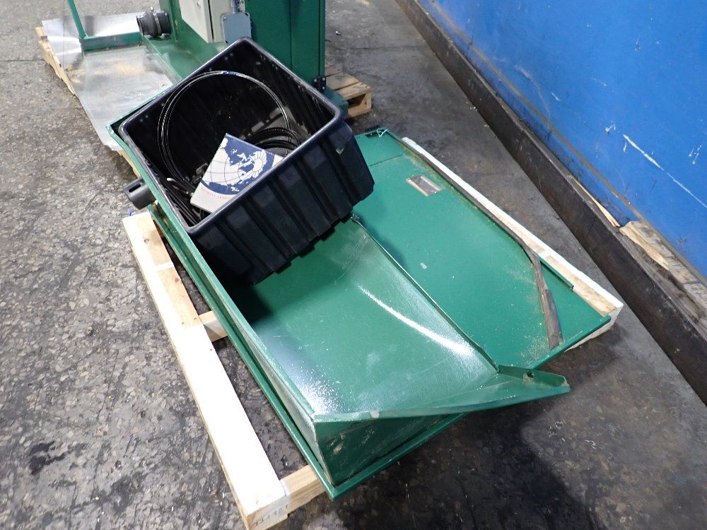 Primo 35 1/2" Vertical Band Saw - 36rt