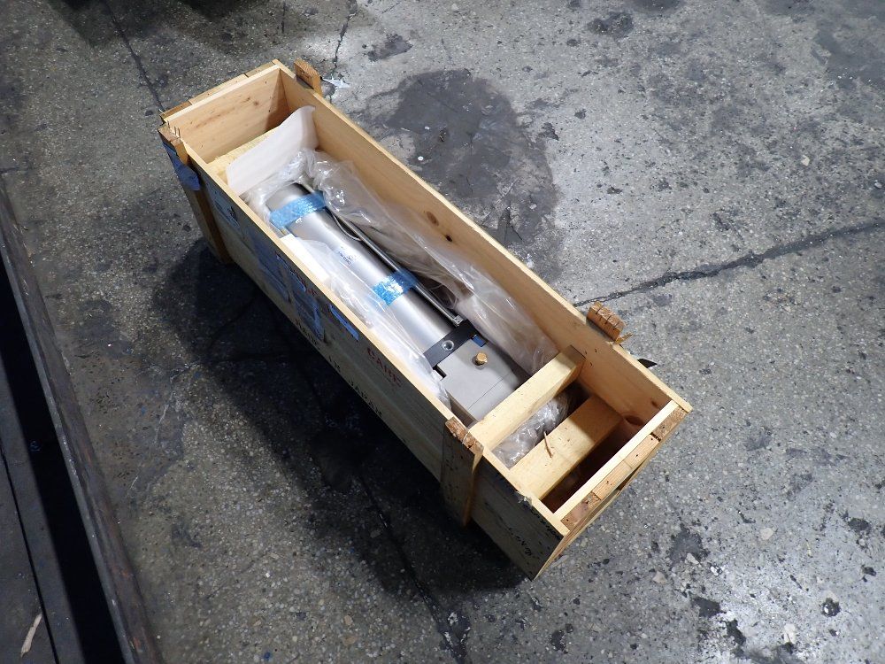 Smc Pneumatic Cylinder - Cdnsf125-550-d-j59wz