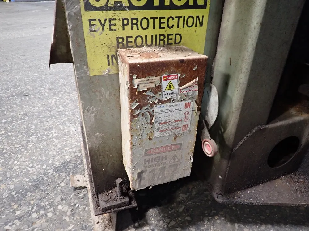 Hyd-mech 12" X 31 1/2" Horizontal Band Saw - H-12