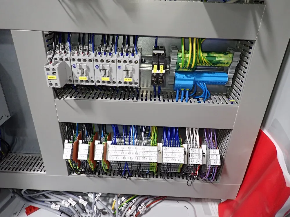 Polytec Emc Dosing Mixing And Casting Machine - Dg105