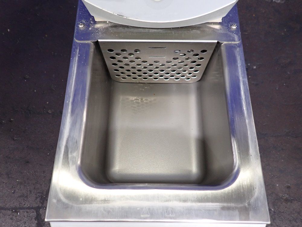 Thermo Electron 7" X 6 1/2" X 5 1/2" Waterbath Cleaner