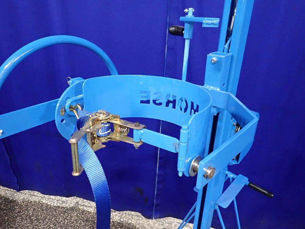 Morse 150 Lbs Drum Lift - 83