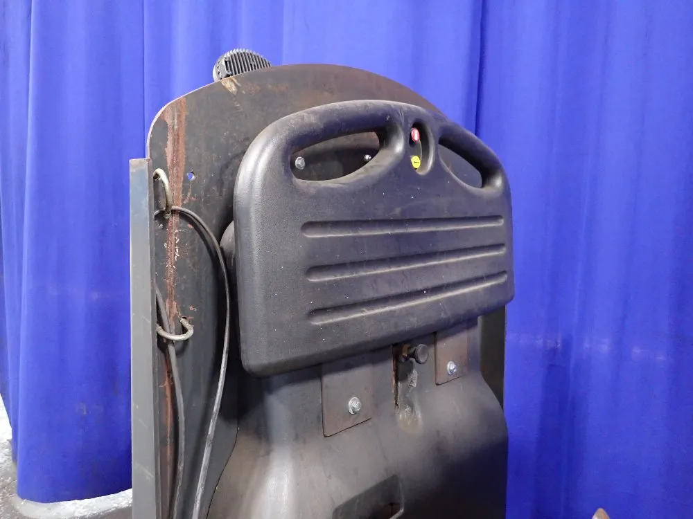 Linde 750 Lbs Tugger - Etr45