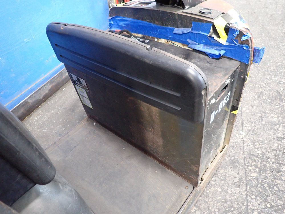 Linde 750 Lbs Tugger - Etr45